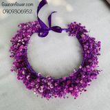 Vòng hoa đội đầu tím Huế