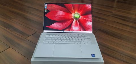 Dell XPS 15 9510 Frost White