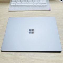 Surface Laptop 2 Core i5 8350U - Ram 8Gb - SSD Nvme 256Gb - LCD 13.5' 2K Touch, WIN 10 bản quyền Linew