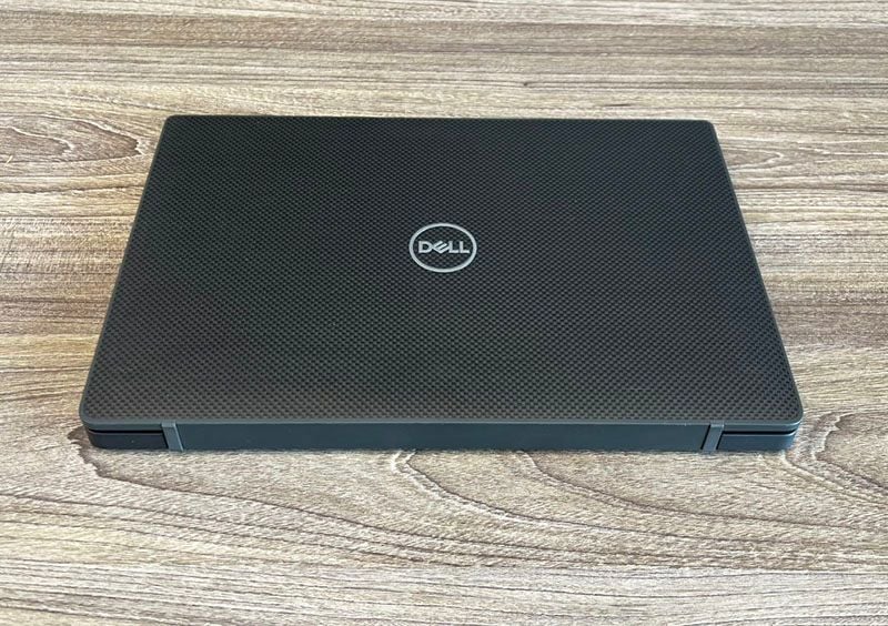 Laptop Dell Latitude 7400 Carbon /CPU: Core i5-8365U/ RAM VI 8G/ SSD Nvme 256G/ LCD 14' FHD/ Hệ điều hành WIN 10, Laptop cũ