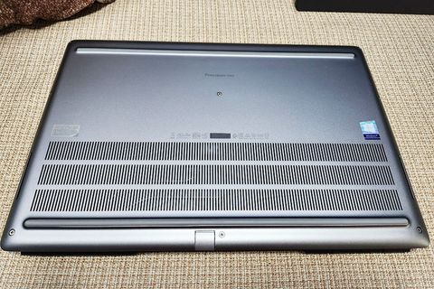 Dell Precision 7550 (Xeon 10885)