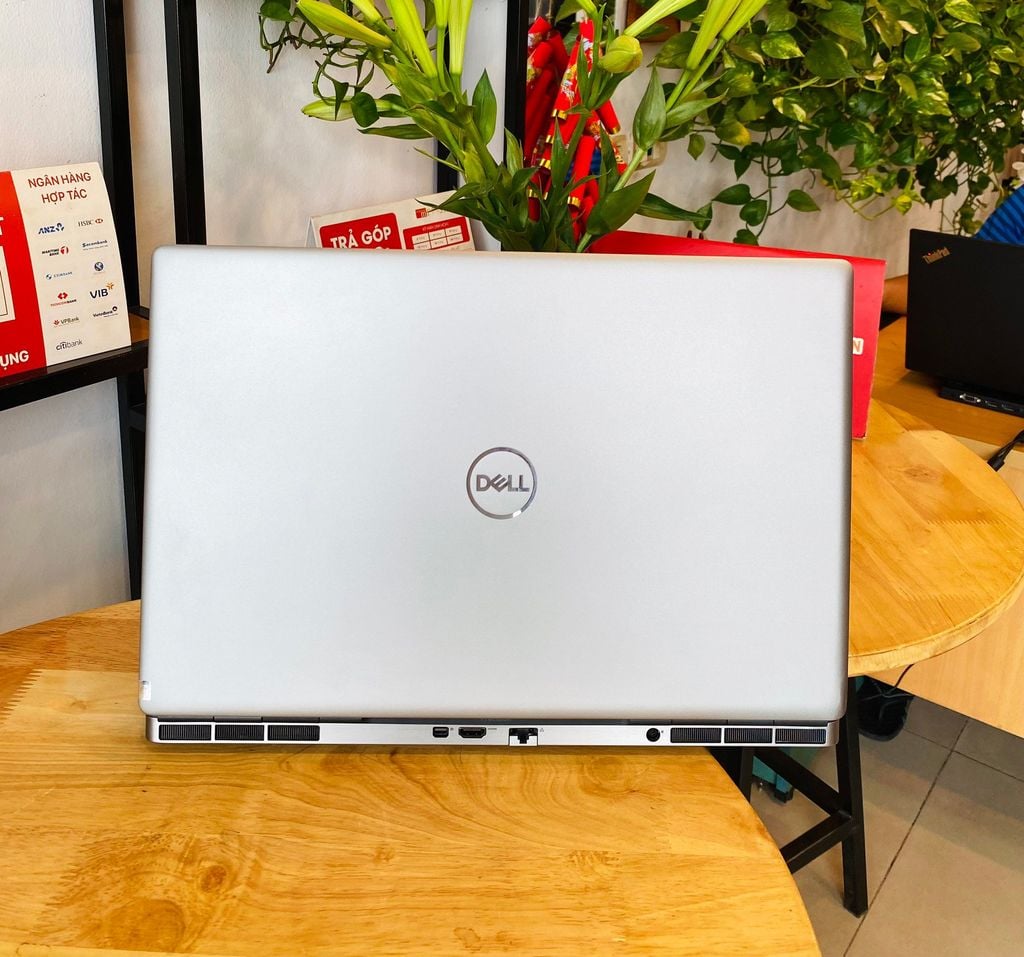 Dell Precision 7760CPU: Intel® Core™ i7-11950H/Memory 32 GB Max Update 128G/SSD Nvme 512Gb/VGA:NVIDIA RTX A4000, 8GB, GDDR6/LCD 17.3-inch FHD /Batery 6Cell/WIN Bản quyền Linew