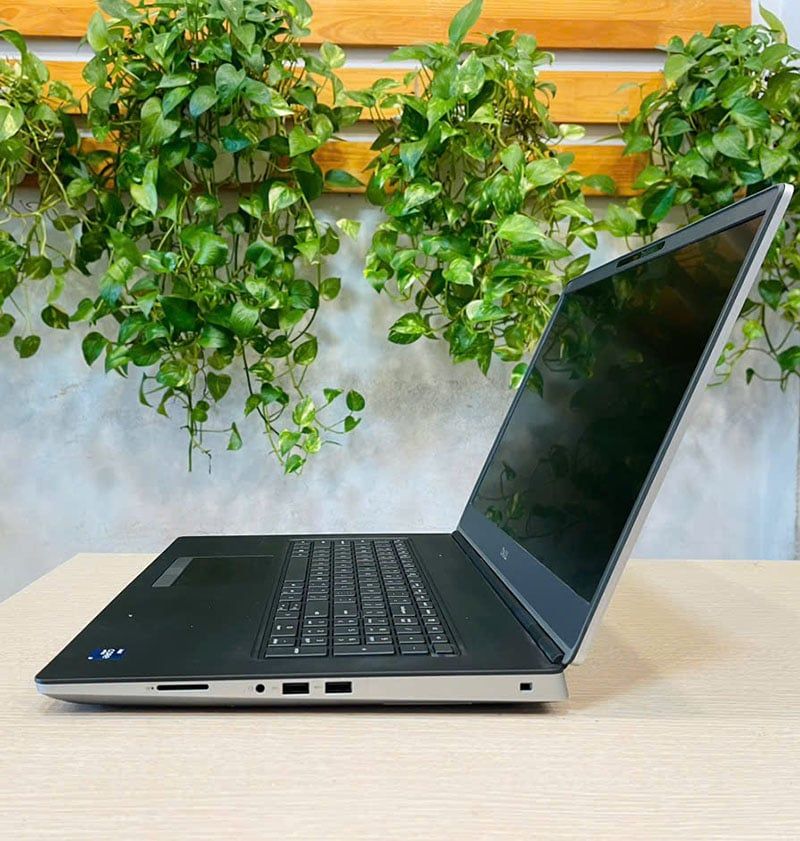 LAPTOP ĐỒ HỌA DELL PRECISION 7750CPU:Core i7 1075H/RAM 32G Maxupdate 128G/SSD Nvme 512G//VGA NVIDIA Quadro T1000 4G/LCD 17.3' FHD/WIN 10 bản quyền/Linew