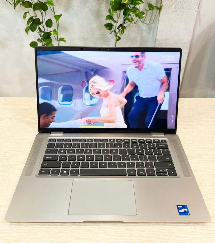 Dell Latitude 9520 Core i7 1185G7 |Memory16 GB, Onboard, LPDDR4x, 4267 MHz | SSD M.2 2230256Gb |LCD 15'' FHD+ 400 nits | hệ điều hành Win bản quyền | Bảo mật cao | Linew