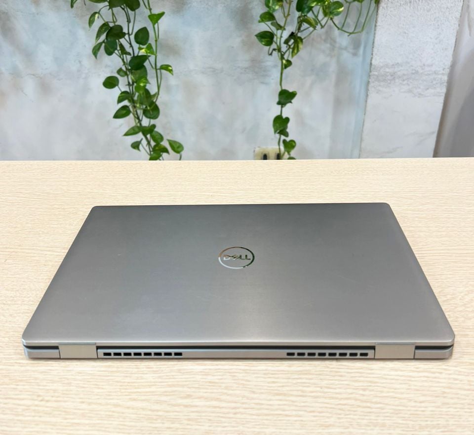 Dell Latitude 9520 Core i7 1185G7 |Memory16 GB, Onboard, LPDDR4x, 4267 MHz | SSD M.2 2230256Gb |LCD 15'' FHD+ 400 nits | hệ điều hành Win bản quyền | Bảo mật cao | Linew