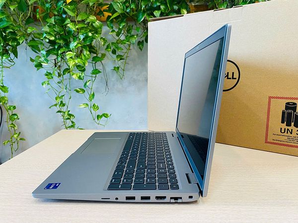 Dell Latitude 5520 i7-1165G7-16Gb Ram-512Gb SSD- 15.6inch FHD
