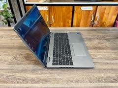 Dell Latitude 5520  CPU/Core i7 1185G7/Memory 16Gb/SSD Nvme 256Gb/Integrated Intel® Iris® Xe Graphics/LCD 15.6' FHD/Linew/Mầu Bạc/WIN 10 bản quyền/trọng lượng 1,59kg