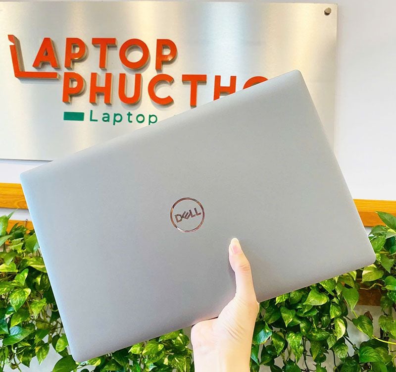 Dell Latitude 5520  CPU/Core i7 1185G7/Memory 16Gb/SSD Nvme 256Gb/Integrated Intel® Iris® Xe Graphics/LCD 15.6' FHD/Linew/Mầu Bạc/WIN 10 bản quyền/trọng lượng 1,59kg