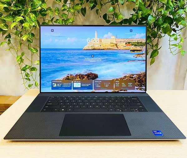 Dell Precision 5760 i7-11850H  - 32GB, DDR4, 3200MHz -NVIDIA RTXTM A2000, 4 GB, GDDR6 - 17-inch, WLED FHD+, 1920 x 1200, 60 Hz, Anti-Glare,Non-touch,sRGB 100% min,500 nits Linew