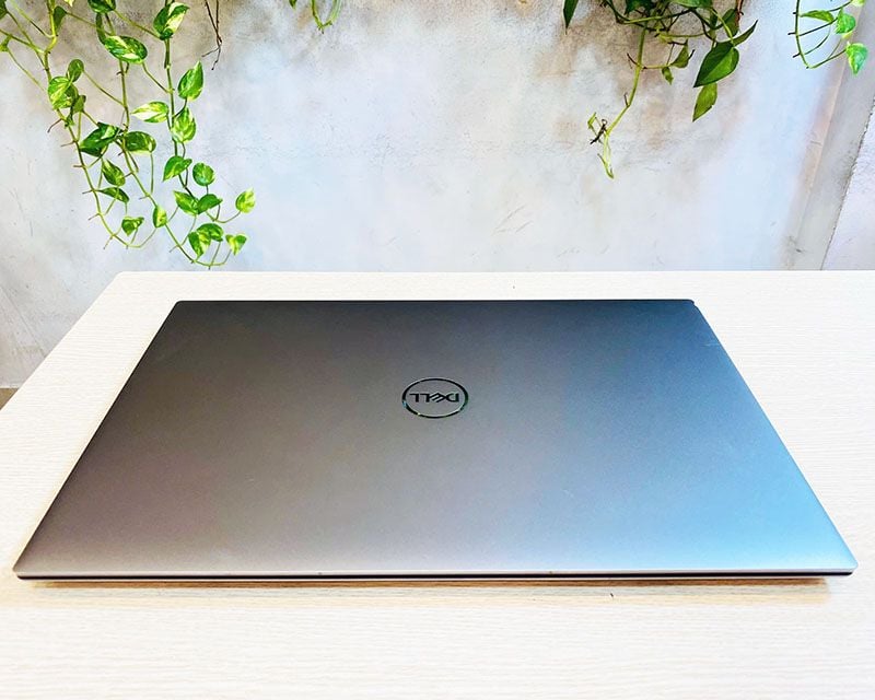 Dell Precision 5760 i7-11850H  - 32GB, DDR4, 3200MHz -NVIDIA RTXTM A2000, 4 GB, GDDR6 - 17-inch, WLED FHD+, 1920 x 1200, 60 Hz, Anti-Glare,Non-touch,sRGB 100% min,500 nits Linew
