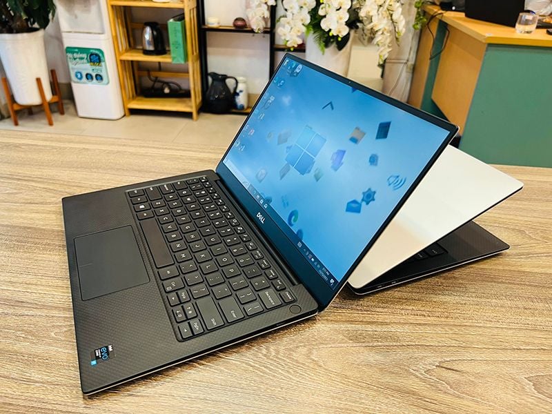 Laptop Dell XPS 13 9305 CPU/  Intel® Core™ i7-1165G7/RAM 16Gb/SSD Nvme 512Gb/LCD 13.3' FHD, /Sliver WIN 11 bản quyền