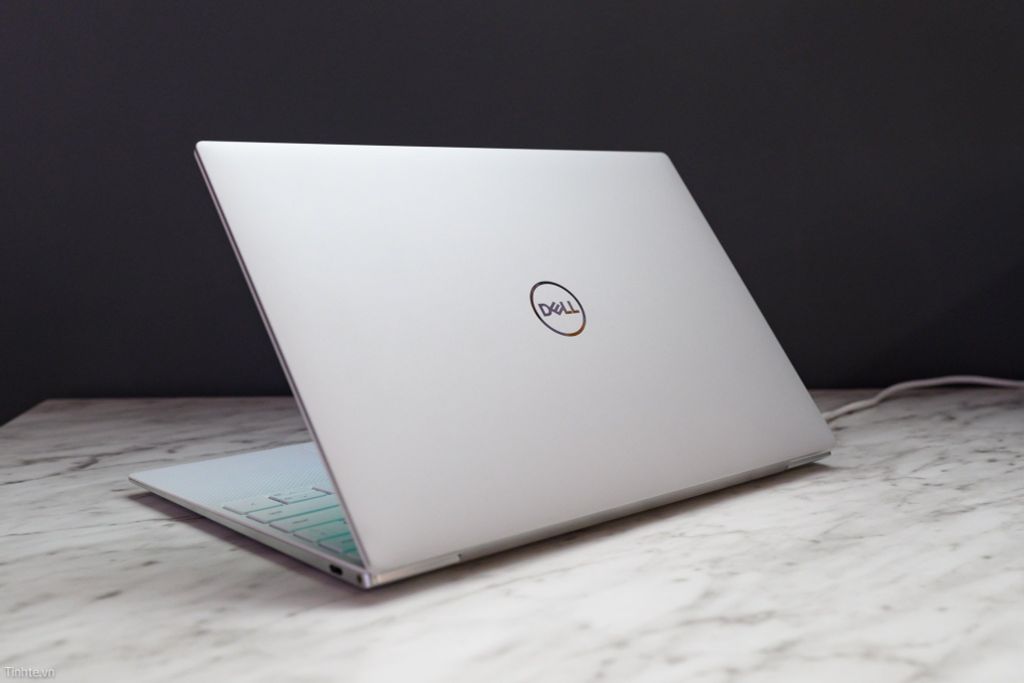 Laptop Dell XPS 13 9305/CPU i5 1135G/RAM 16G/SSD Nvme 256G/LCD 13.3' FHD/Battery 4Cell/Sliver/WIN 11 bản quyền