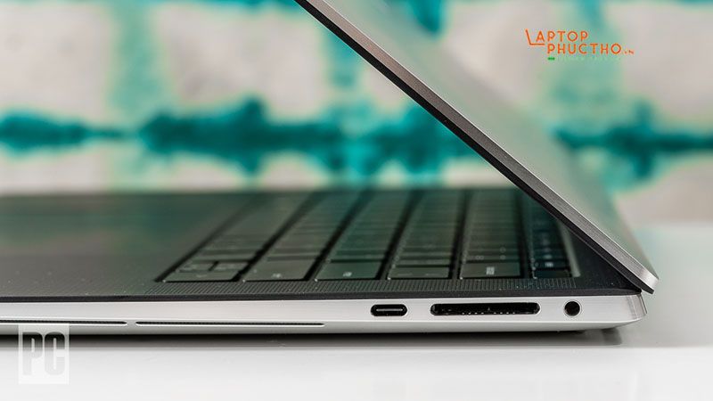 Laptop Đồ Họa chuyên nghệp Dell Precision 5550/ CPU Core i7 1085H/RAM 16Gb/ SSD Nvme 512Gb/ NVIDIA Quadro T1000 4Gb/ LCD 5.6' FHD/  WIN 10 bản quyền Linew