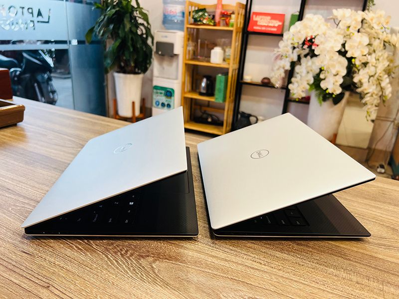 Laptop Dell XPS 13 9305/CPU i5 1135G/RAM 16G/SSD Nvme 256G/LCD 13.3' FHD/Battery 4Cell/Sliver/WIN 11 bản quyền