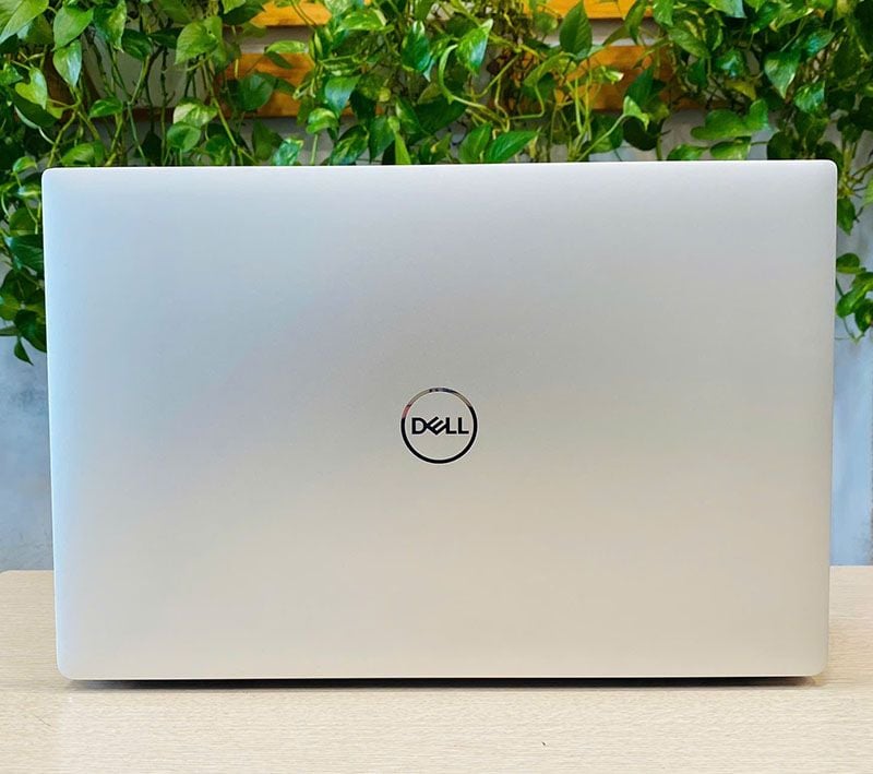 Laptop đồ họa Dell Precision 5530 CPU Core i7 8850H/RAM 16G Max up date 64G/SSD Nvme 512Gb/VGA NVIDIA Quadro P1000 4G/LCD 15.6-inch UltraSharp FHD IPS (1920x1080)  Guarantee (72% color gamut)
