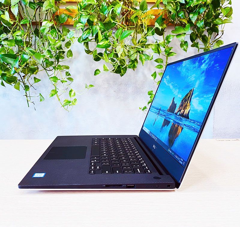 Laptop đồ họa Dell Precision 5530 CPU Core i7 8850H/RAM 16G Max up date 64G/SSD Nvme 512Gb/VGA NVIDIA Quadro P1000 4G/LCD 15.6-inch UltraSharp FHD IPS (1920x1080)  Guarantee (72% color gamut)