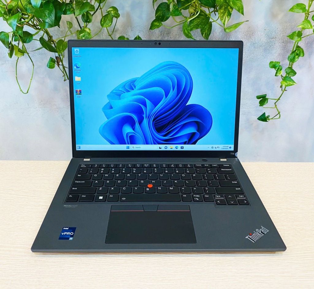 Laptop Lenovo ThinkPad T14 Gen 3/CPU Core i7 1265U/RAM 16Gb/SSD Nvme 256Gb/LCD 14' FHD  /VGA Integrated Intel® Iris® Xe Graphics/WIN 11/Mầu Black/Linew