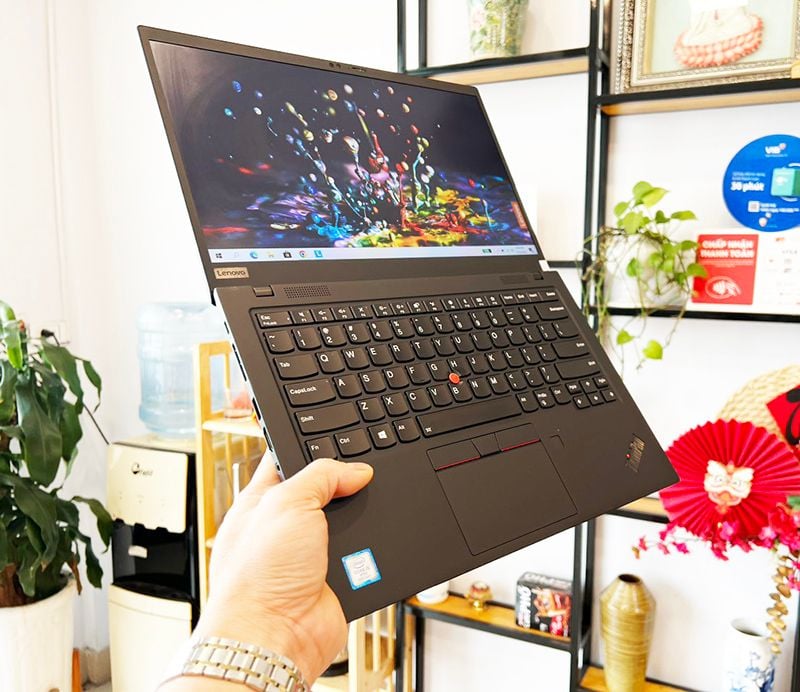 Lenovo ThinkPad X1 Carbon Gen 7  CPU Core  i5 8365U - RAM 16Gb -  SSD 256Gb - 14' FHD - WIN 10 bản quyền - Linew