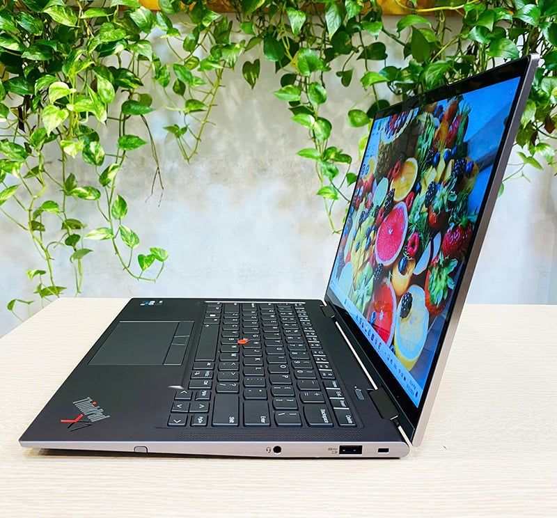 ThinkPad X1 Yoga Gen 8 2 in 1 Core i5 1335u - Ram 16Gb - SSD 512Gb - LCD  14″ WUXGA (1920 x 1200) - WIn 11, Linew