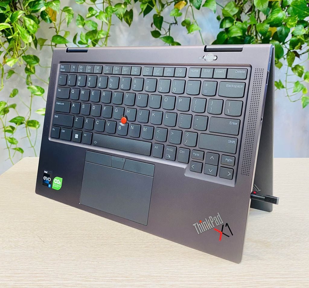 Laptop Lenovo ThinkPad X1 Yoga Gen 8 New Oulte/CPU  Core i7 1370P/Memory 64G/ SSD Nvme 1T, LCD 14 FHD + Touch/Batery 57W/ WIN 11/Mầu Aluminium