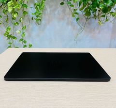 Microsoft Surface Laptop 4 CPU Ryzen 5  /RAM 16GB/SSD Nvme 256GB/ LCD 13.5' 2K WIN 11 bản quyền (Likenew)