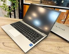 Sony Vaio VWNC (i7 1255u)