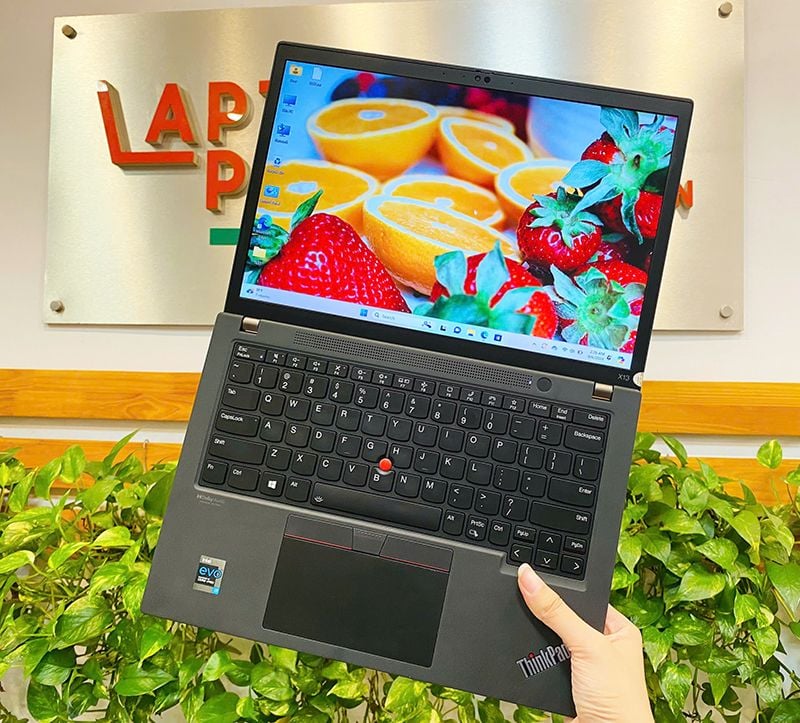 Laptop Lenovo ThinkPad X13 GEN 2/ CPU/  Core i7 1185G7/RAM 16G/SSD Nvme 256GB/LCD 13.3
