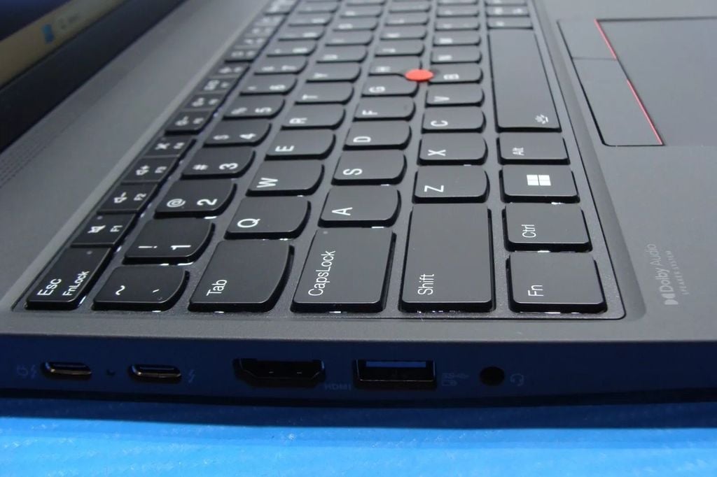 Lenovo Thinkpad P16s Gen 1 16