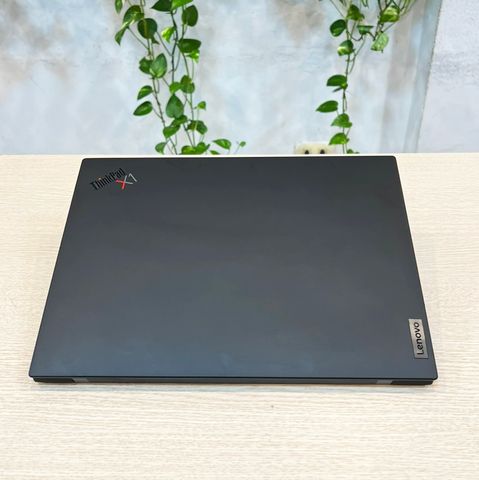 ThinkPad X1 Carbon Gen 9 (i5 1145G7)