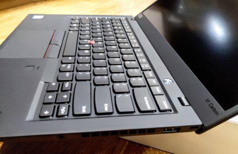 ThinkPad X1 Gen 6 - i7 Màn 2K