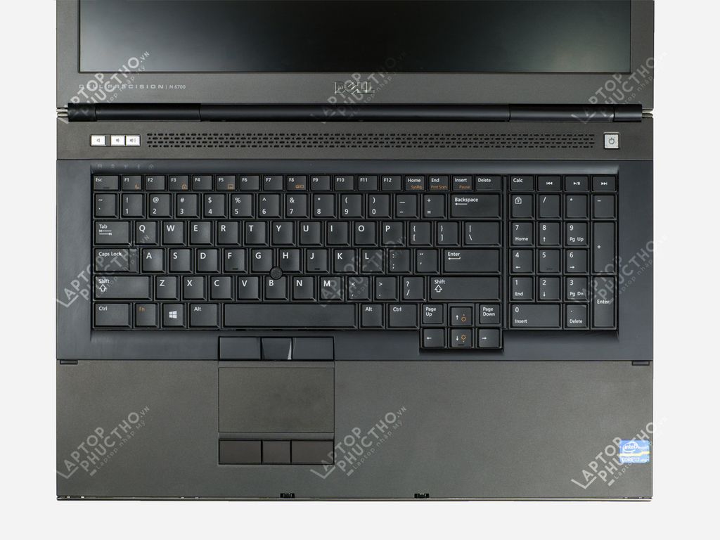 Dell M6700 - 17.3' (i7 3740QM)