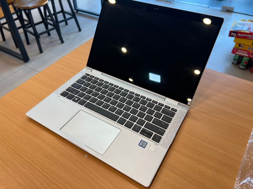 Laptop HP ELITEBOOK 1030 X360 G4/CPU Core i7 8650u/RAM 16G/SSD 256G/LCD 13.3' FHD Touch/ Cảm Ứng/WIN 10 Bản Quyền