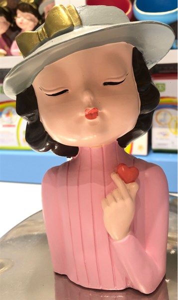  Chậu hoa nón 