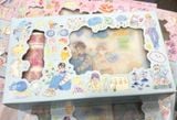  Hộp stickers và keo 