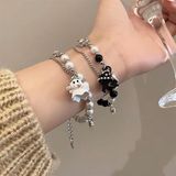  PK VÒNG TAY CHARM M016 