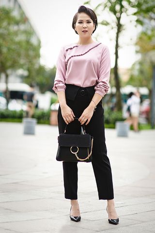 Quần nữ peplum cạp phối khuyên đen