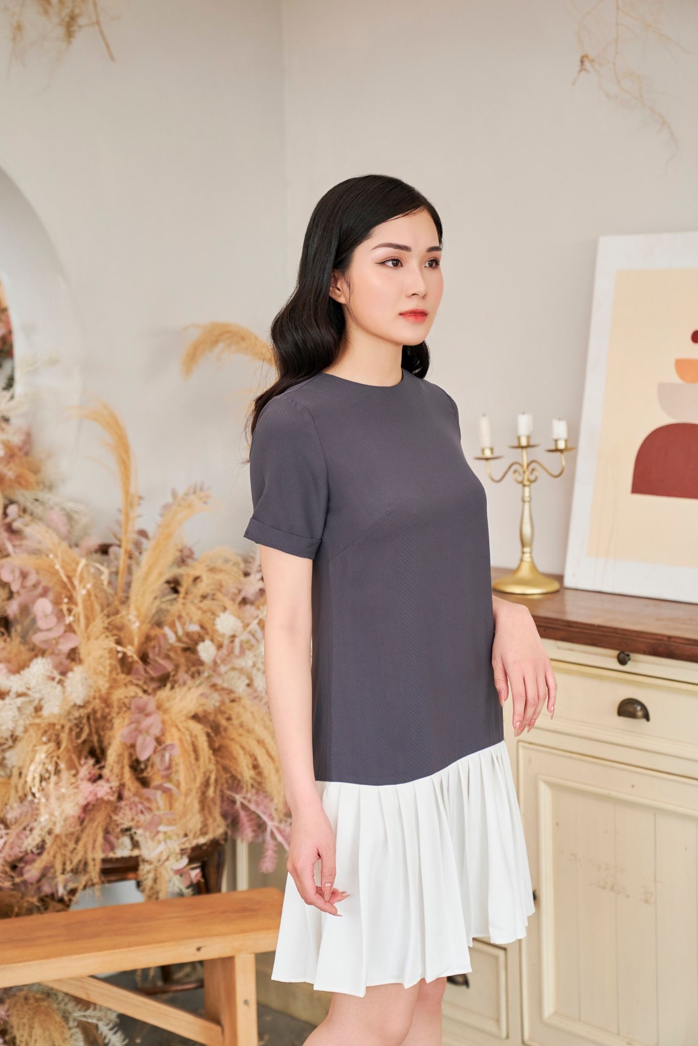 VÁY SUÔNG XẾP LY CỔ MÀU XANH
