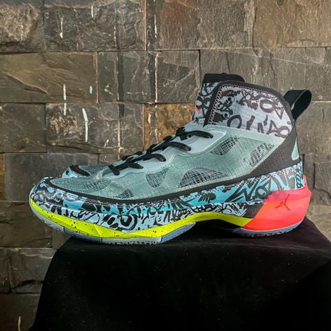 Jordan 37 “Graffiti”