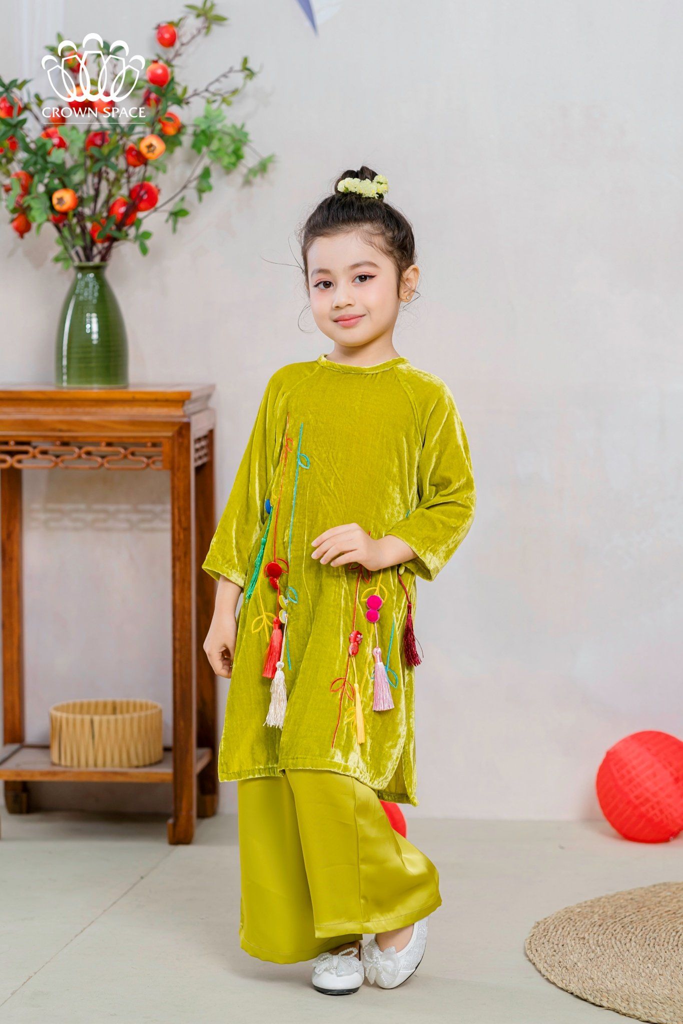  Áo Dài Nhung Dành Cho Bé Gái Crown Kids Cao Cấp CKGL9933109, CKGL9933110 Size 14 - 35Kg 