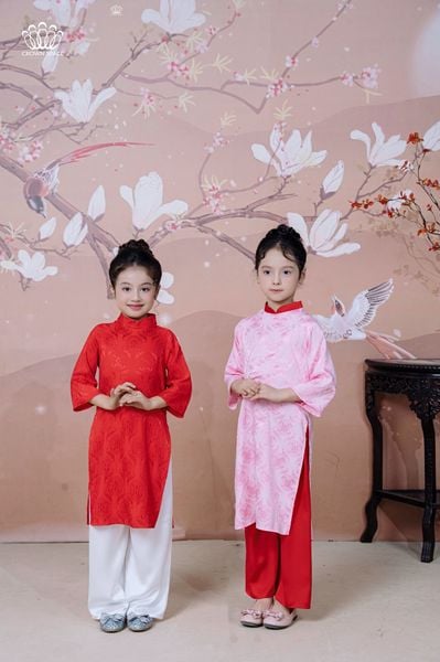 Áo Dài Lụa Tơ Tằm Bé Gái Cao Cấp, Cách Tân, Sang Trọng | Crown Space CKGS9941902