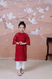  Áo Dài Tơ Bé Gái Thêu Hoa Hồng Kim Tuyến Màu Đỏ Rực Rỡ Crown Space CKGL9942101, CKGL9942102 