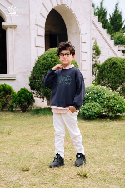 giày thể thao đen cho bé trai