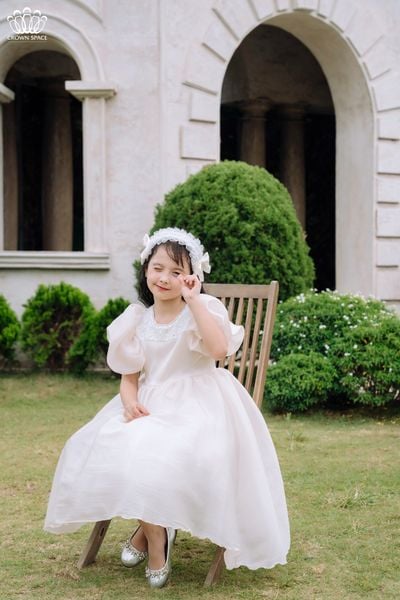 Váy/Đầm Công Chúa Cho Bé Gái 5-9 tuổi, Phong Cách Tiểu Thư Hoàng Gia Sang Chảnh Quý Tộc