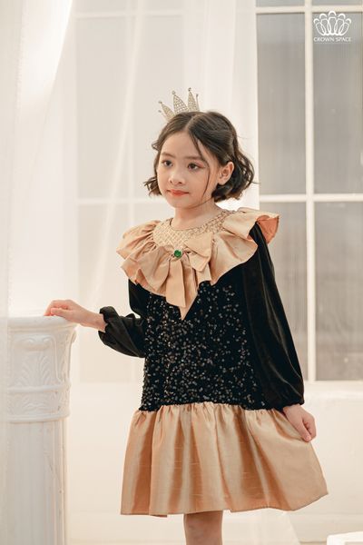 Váy Nhung Công Chúa Dài Tay Cao Cấp, Mềm Mại, Sang Trọng | Crown Space CKGL6822207