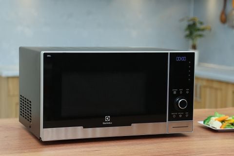 Lò vi sóng Electrolux EMS3085X