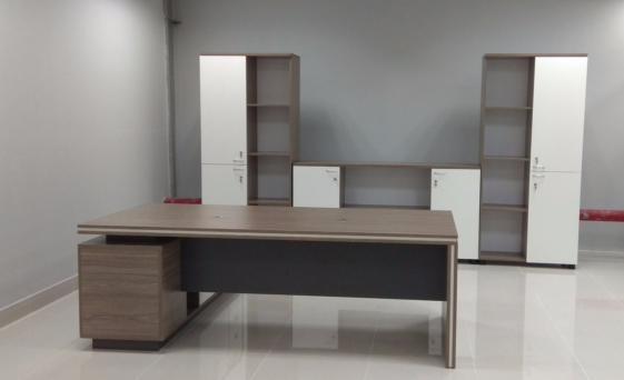  Bàn lãnh đạo có tủ phụ 3 ngăn kéo BLD10 