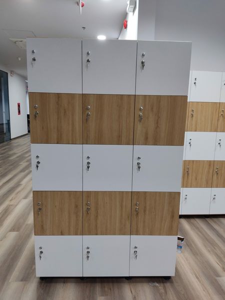  Tủ locker gỗ 15 ngăn cánh mở LK15 