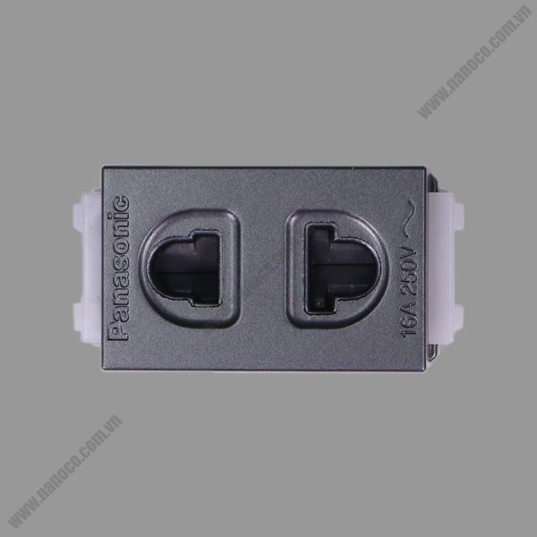  Universal receptacle with safety shutter Halumie Panasonic 