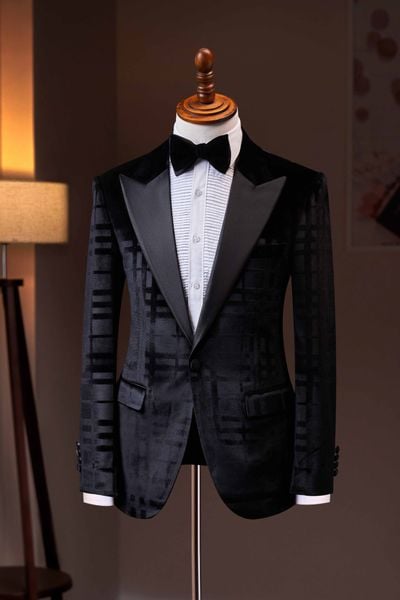 Áo vest nhung đen kẻ vuông cổ ve nhọn 1 hàng khuy The Tuxedo - TXVN35