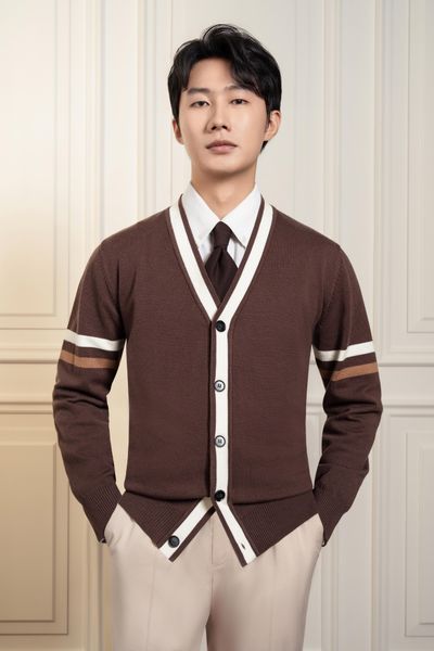 Áo khoác len cardigan nâu, kẻ viền trắng Adam Store - AL069N